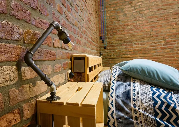 Studio V - Industrial & Original - Old Town Apartament