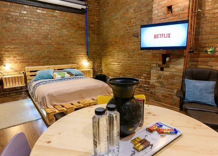 Studio V - Industrial & Original - Old Town Apartament
