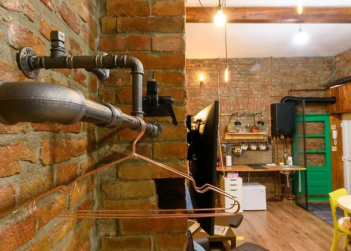 Studio V - Industrial & Original - Old Town *